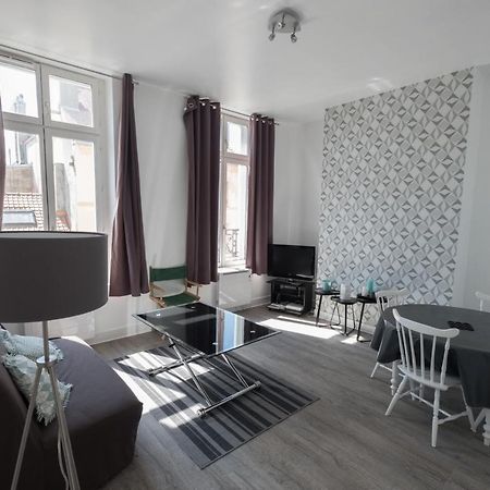 St Cyr Logement Lumineux Dans Coeur De Ville & Wifi Boulogne-sur-Mer Exterior photo